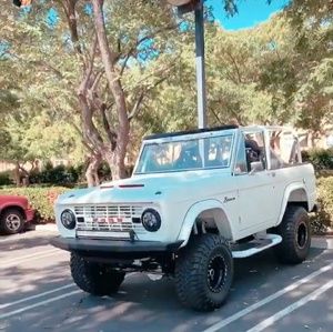 Meet your Posher, Reyna